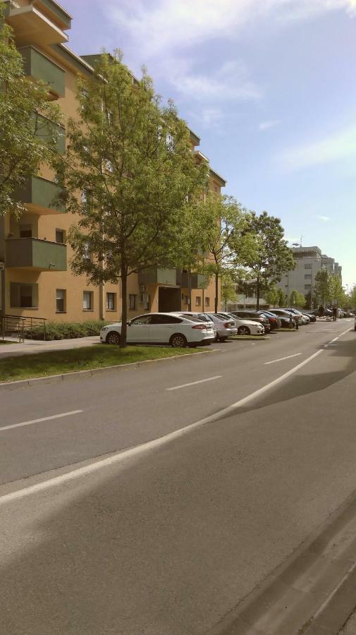 New Point Daire Zagreb Dış mekan fotoğraf